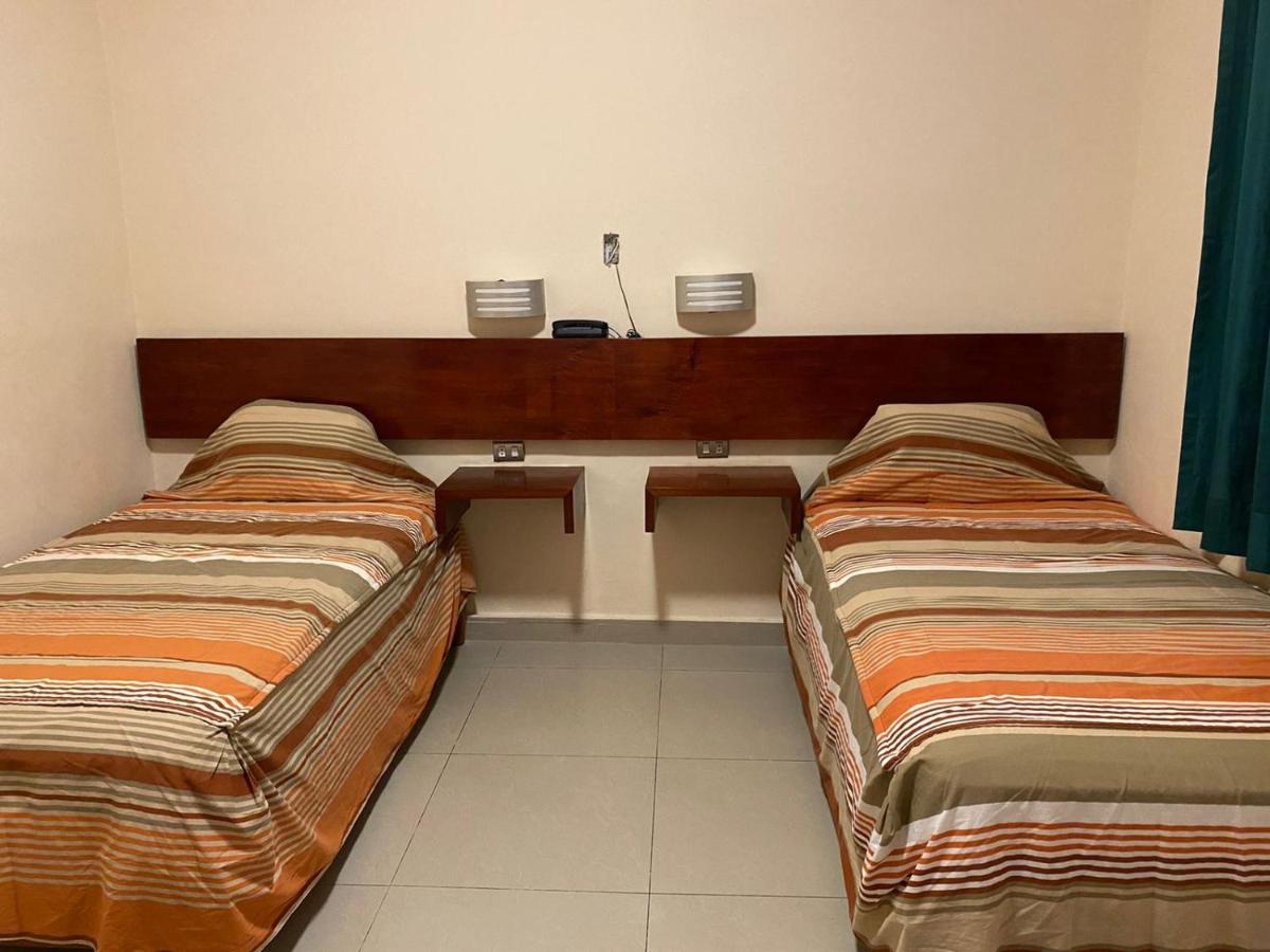 Tariri Hotel Pucallpa Esterno foto
