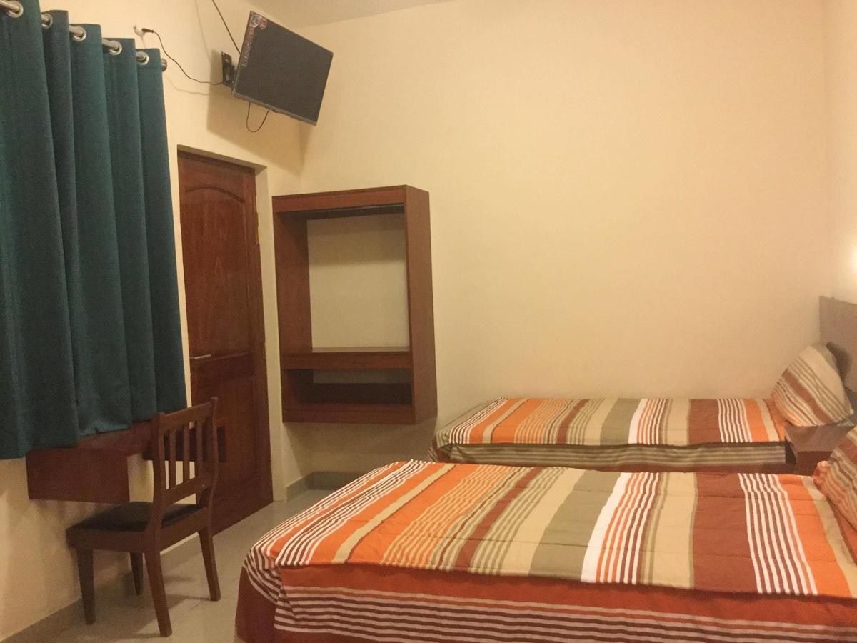 Tariri Hotel Pucallpa Esterno foto