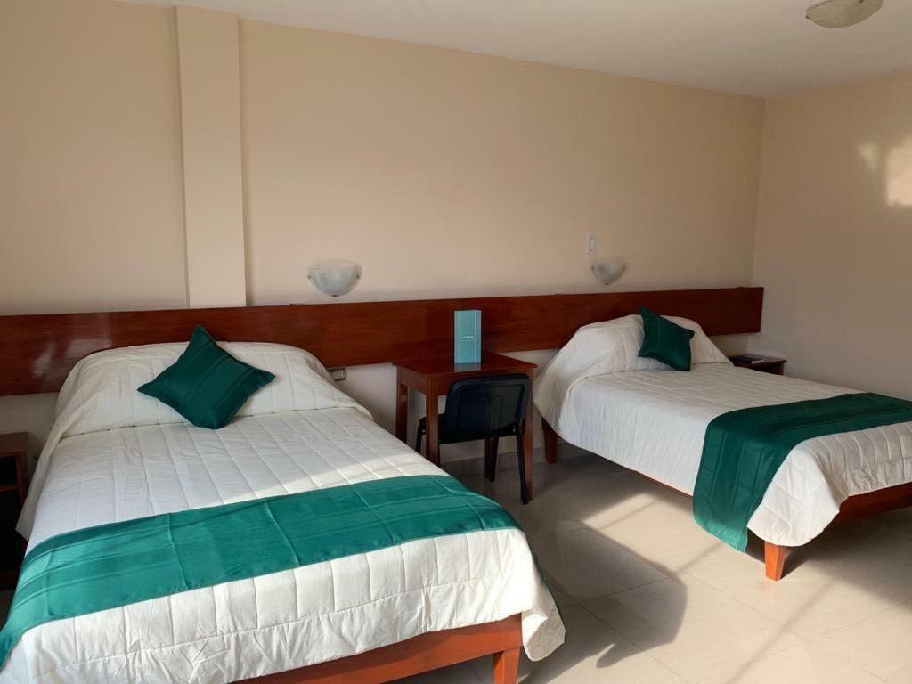 Tariri Hotel Pucallpa Esterno foto
